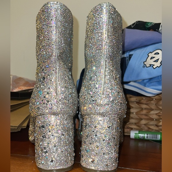 Sparkly boots - Picture 4 of 5